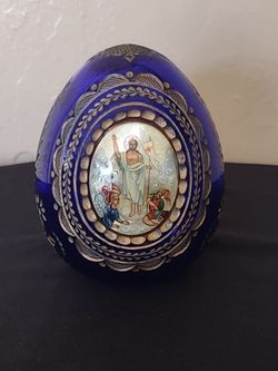 Glass faberge egg