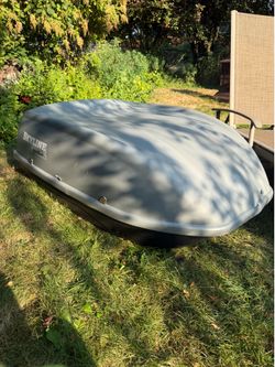 Skyline XL roof mount cargo box