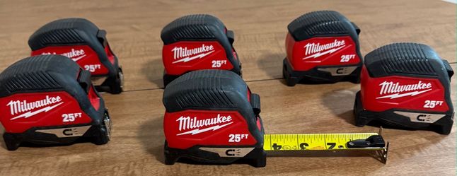 🧰🔧 Milwaukee 25 ft. Magnetic
Tape Measure (Each $20 or two $35)