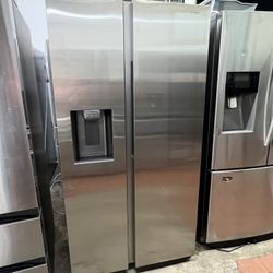 Samsung - 27.4 cu. ft. Side-by-Side Refrigerator with Large Capacity - Stainless Steel