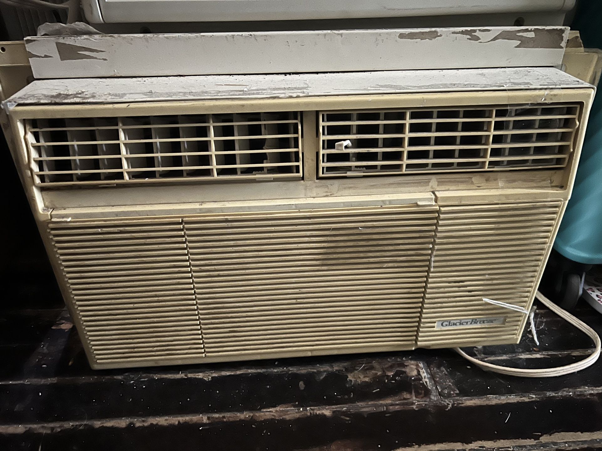 Window Air Conditioner