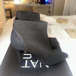 Brand New Black Heels 