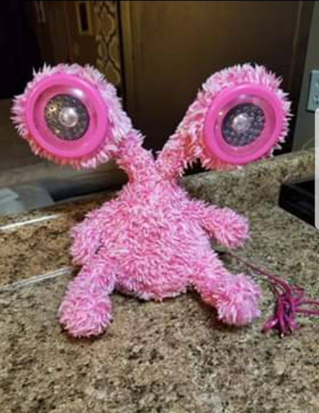 ipals Pink Plush Alien Speaker