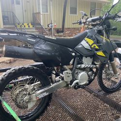 2021 Suzuki DRZ400