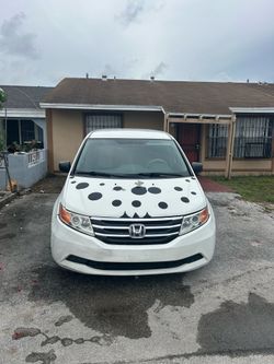 Honda odyssey 2013 Ribill pero no chocada