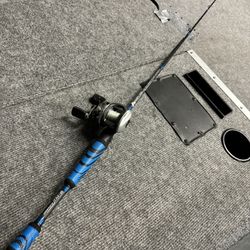 Bait casting Fishing Combo. Used. Ready To Fish. 