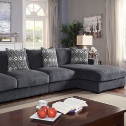 Gray Sectional With Chaise - Super Comfortable & Stylish ((SALE!!))