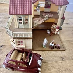 Doll House Calico Critters Working Lights! With Accessories, Furniture, Car, Mini doll house that goes inside the doll house!