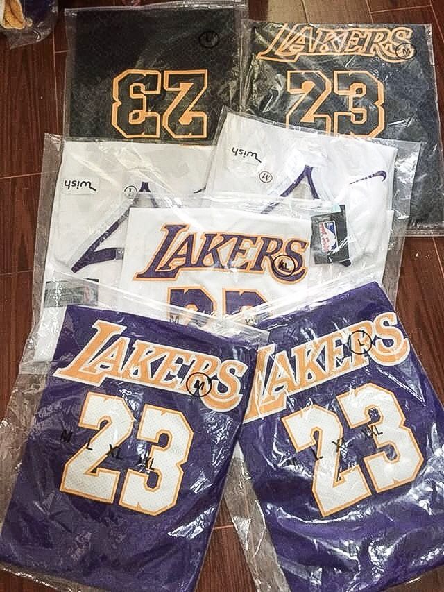 “LEBRON JAMES” LAKERS JERSEY