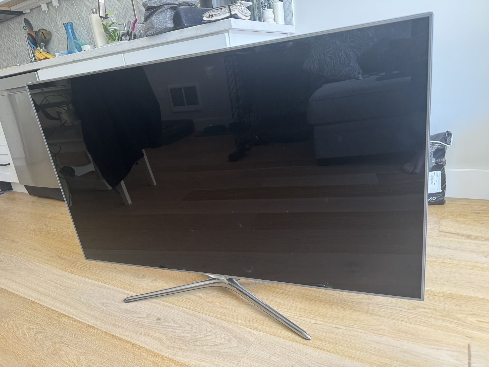 55 Inch Samsung TV