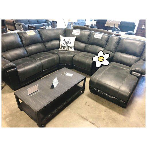 Brand New 💥 Nantahala Reclinig Sectional👉Shop Now and Pay Later