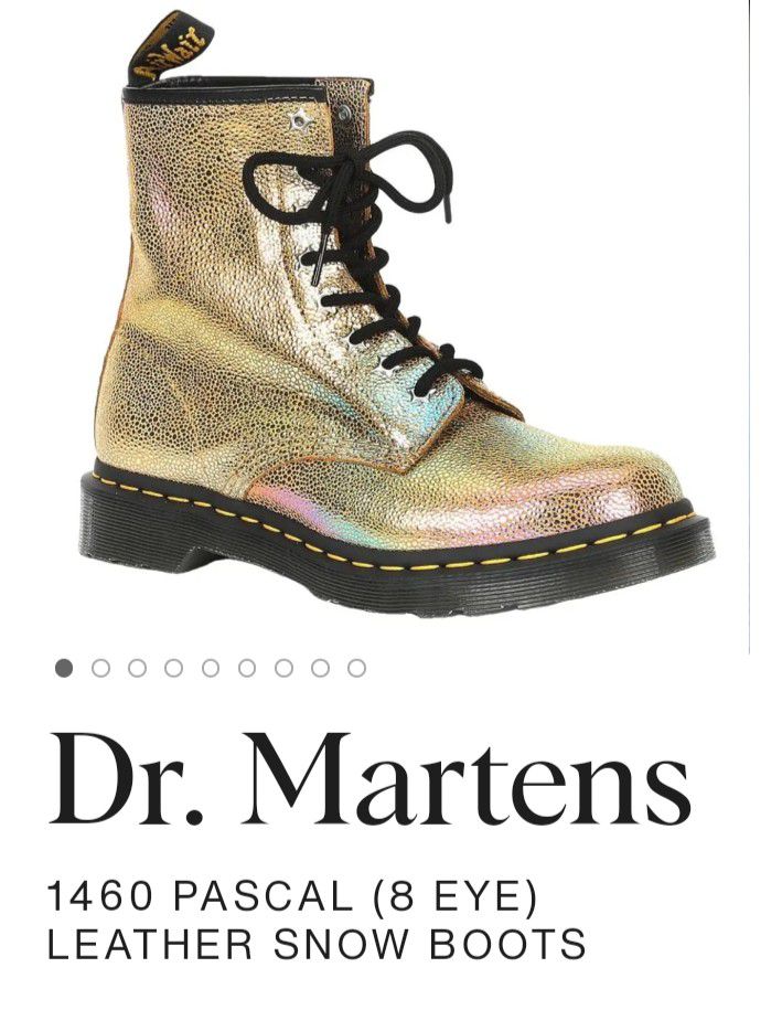 Dr Martins Snow Boots Size 6 Women