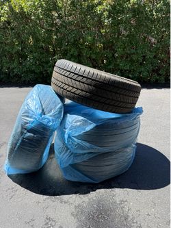 Set of 4 Bridgestone Alenza AS Ultra Tires 265/60R18