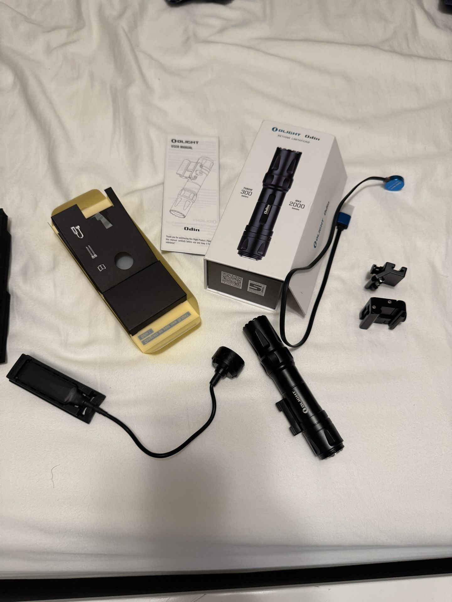 Olight Odin 2000 Lumen Light LNIB