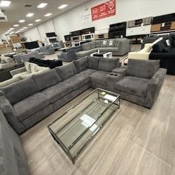 Modern Brand New Sectional Couch Gray , 2026