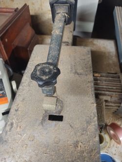 Craftsman 13 inch scroll saw