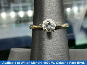 Women's Ring - Solitaire - Yellow Gold 14k (.585) 2.2 grams Size 7