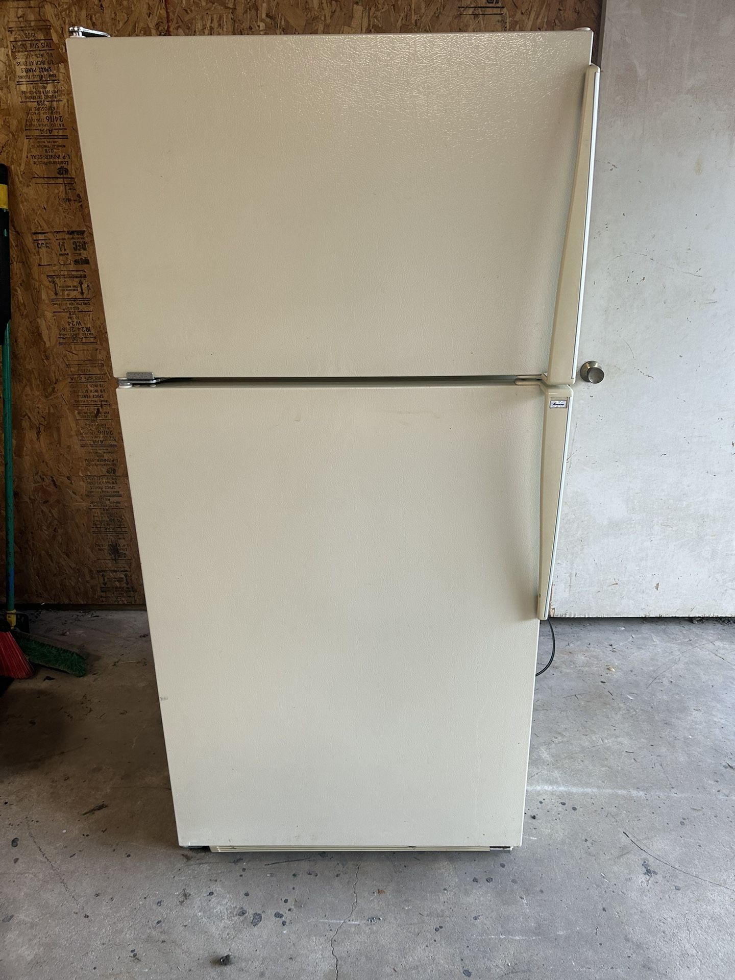 REFRIGERATOR