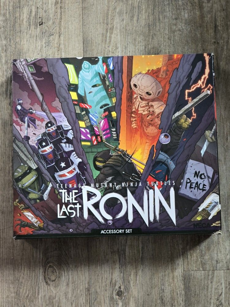 NECA TMNT Teenage Mutant Ninja Turtles The Last Ronin Accessory Set