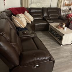 Brand New Super Plush Power Reclining Leather Sectional Set 