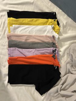 Fashion Nova Crop Tops XS