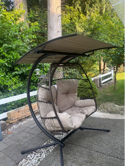 Outdoor Patio Hanging Swing Chair with Canopy – Great Condition