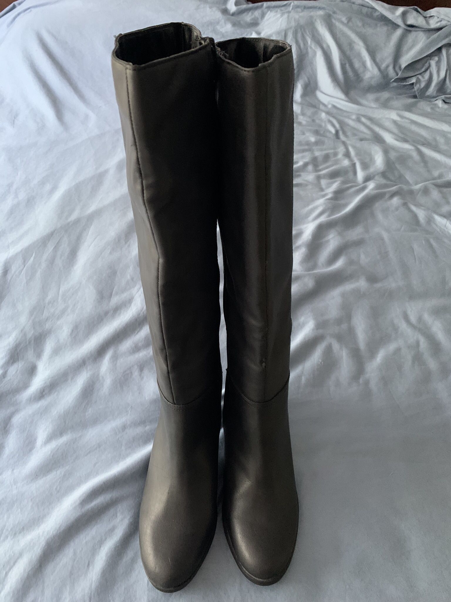 Attention Women's Hanson Knee Height Fashion Boots, Black, Size 8M 