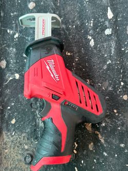 Milwaukee m12 hackzal or Sawzall