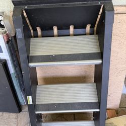 Rv Ladder Step Above