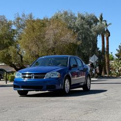 2013 Dodge Avenger · SE Sedan 4D