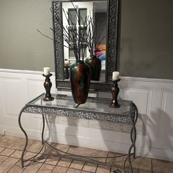 Entry Table  With Matching Mirror