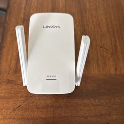 LINKSYS RE6300 WiFi Extender