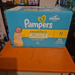 Pampers Swaddlers 