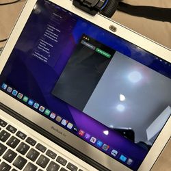 HyperXQuadcast & C920 Webcam