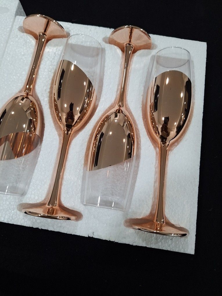 NEVER USED 4 Rose Gold Champagne Flutes Glasses-6oz