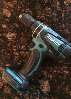 Makita 18 volt drill driver