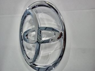 Toyota venza emblem