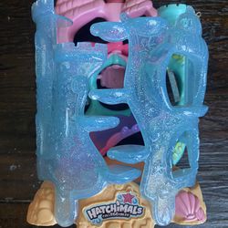 Hatchimals Coral Castle Fold Open Playset