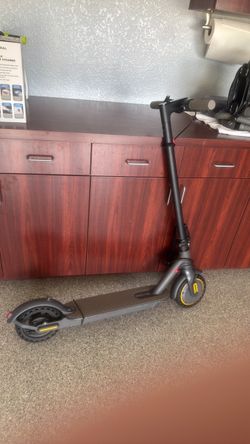 Roinside electric scooter