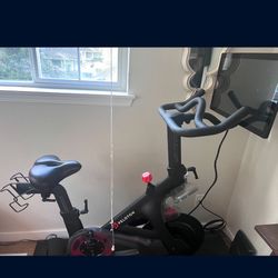 Pelaton Stationary Bike 