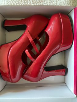 Red Maryjane Platform Pumps 