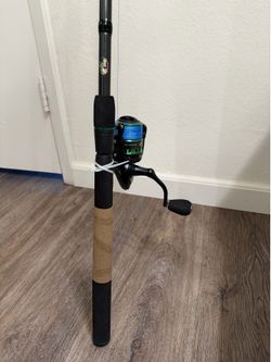 🎣 Brand New Bass Pro Shops Extreme STX Spinning Combo – 7’ MH, 2‑Piece