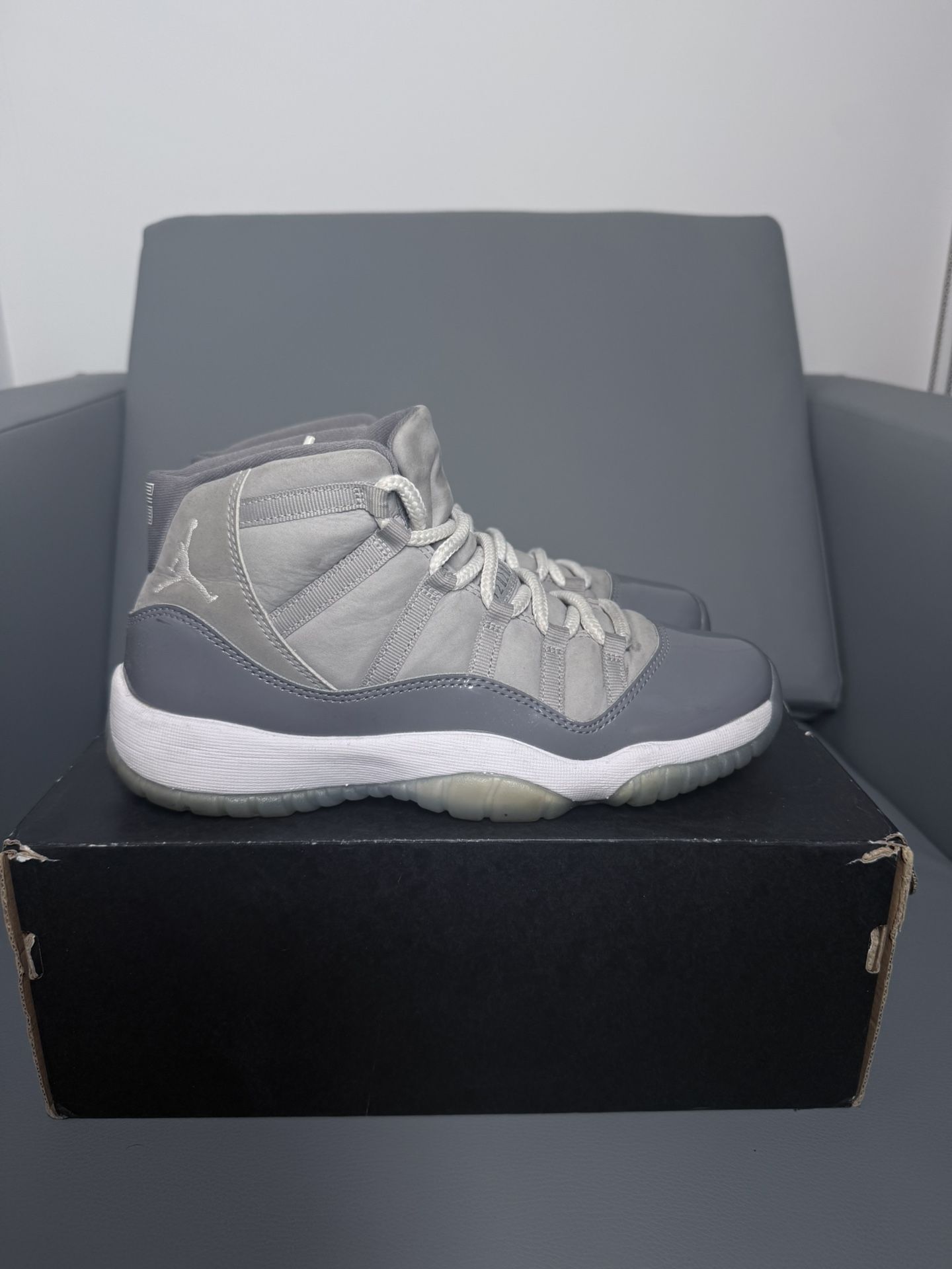 Jordan 11 “Cool Grey” Mens: 6.5Y