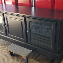 TV ENTERTAINMENT CABINET  (SUN CITY)