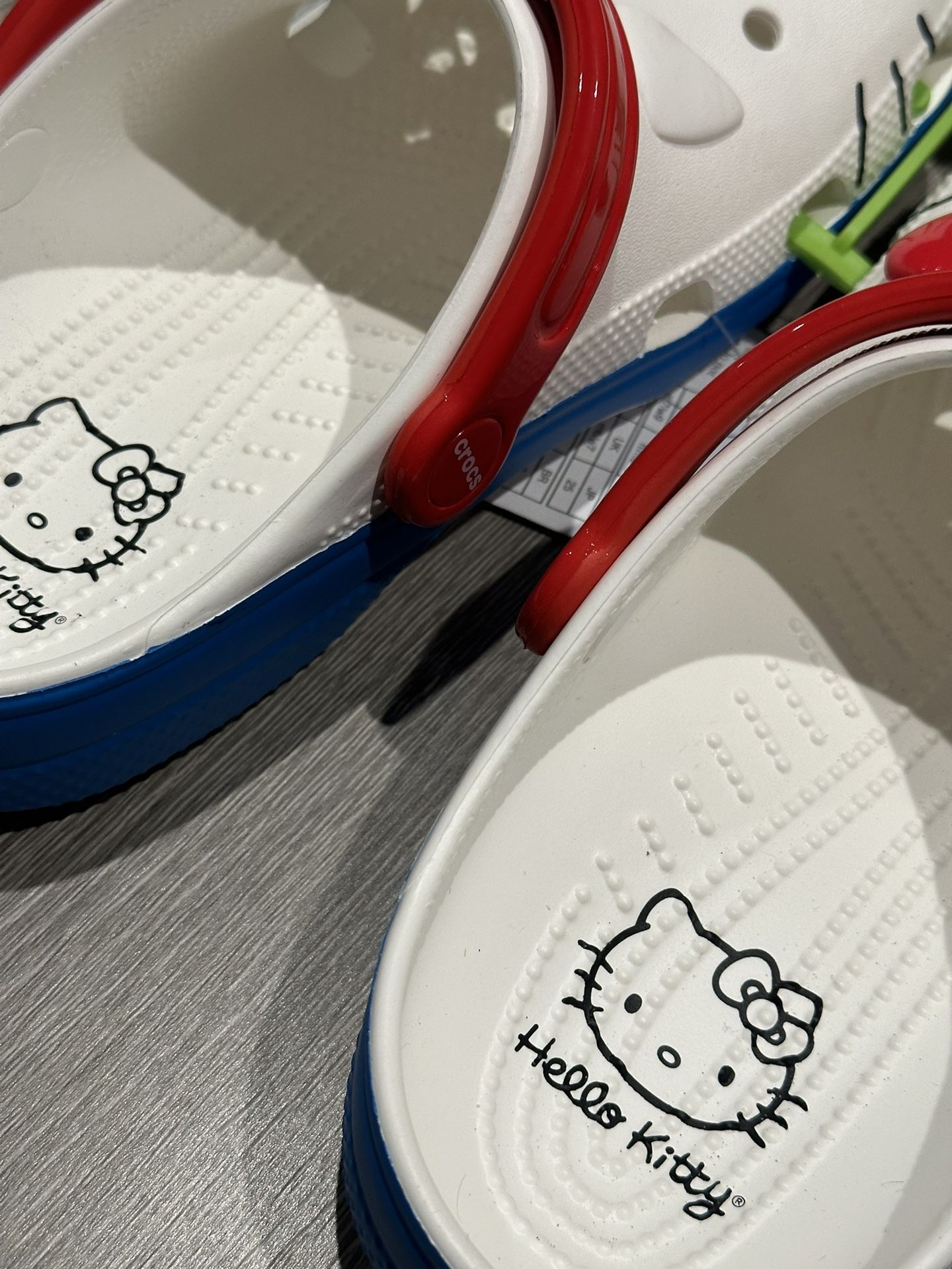 Hello Kitty Crocs