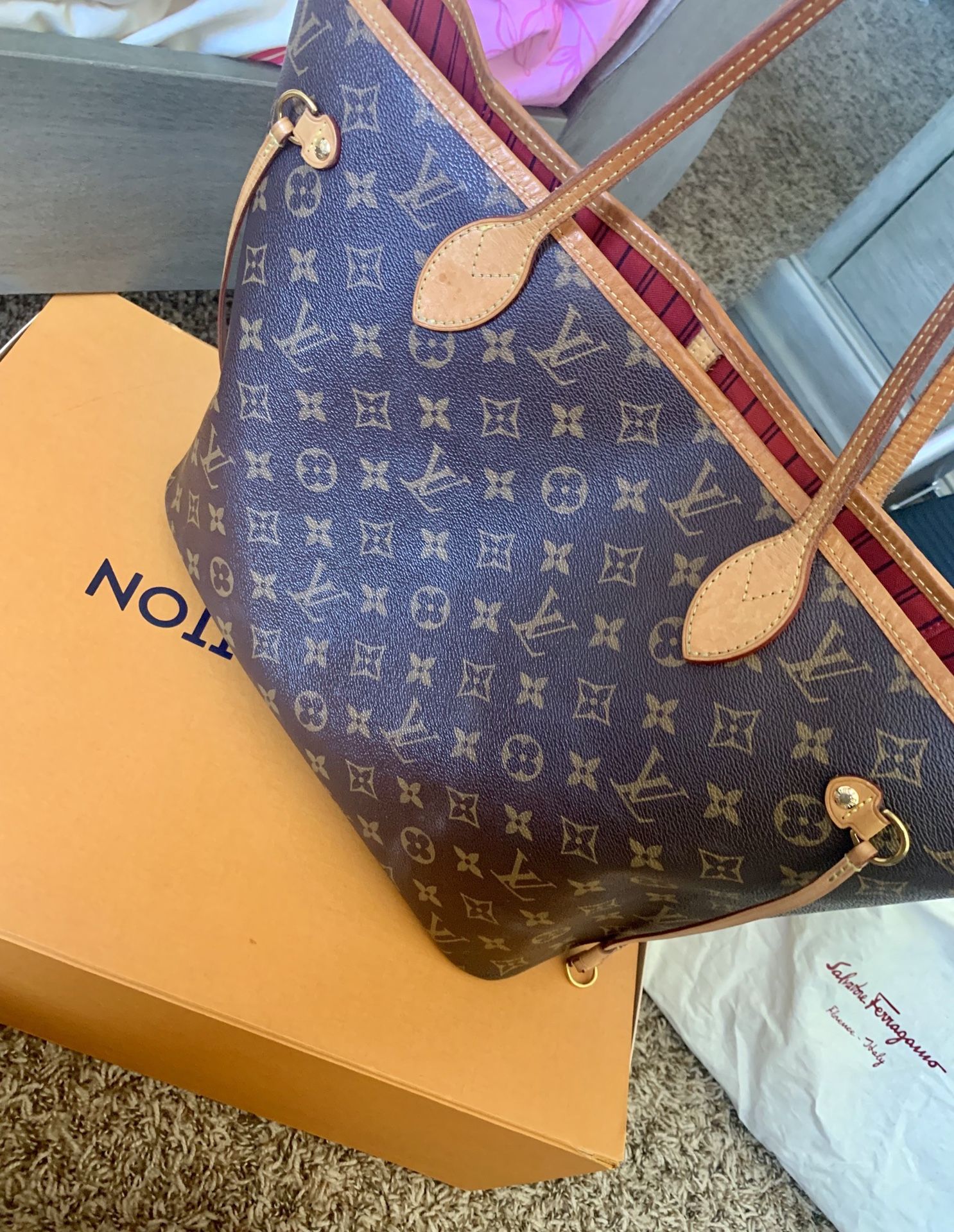 Louis Vuitton Neverful MM Cerise