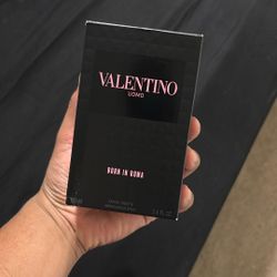 Valentino Unmo Born In Roma