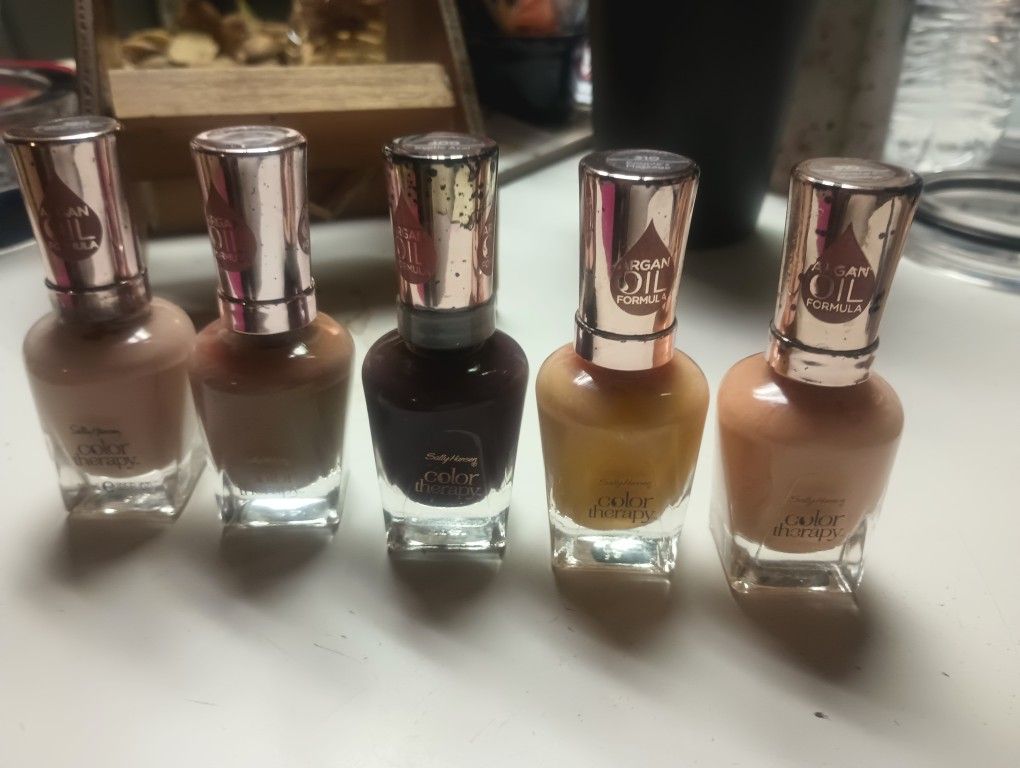 Lot Of 5 Unopened Argan Oil Sally Hansen Finger Nail Polish