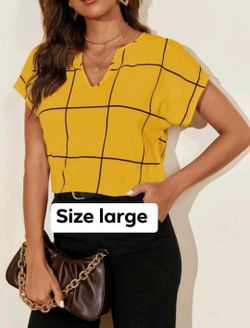 New women’s top size large