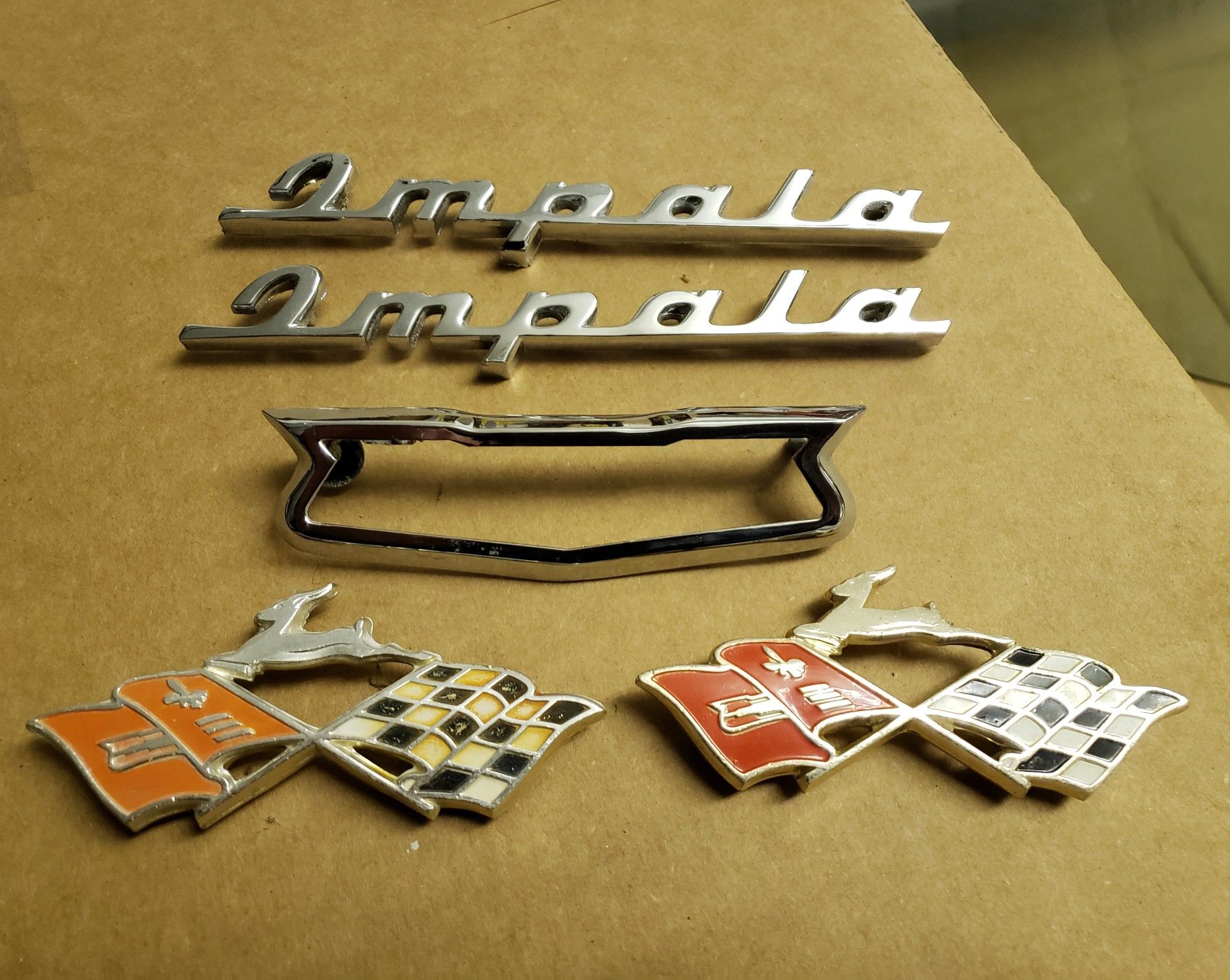 1960 impala emblems